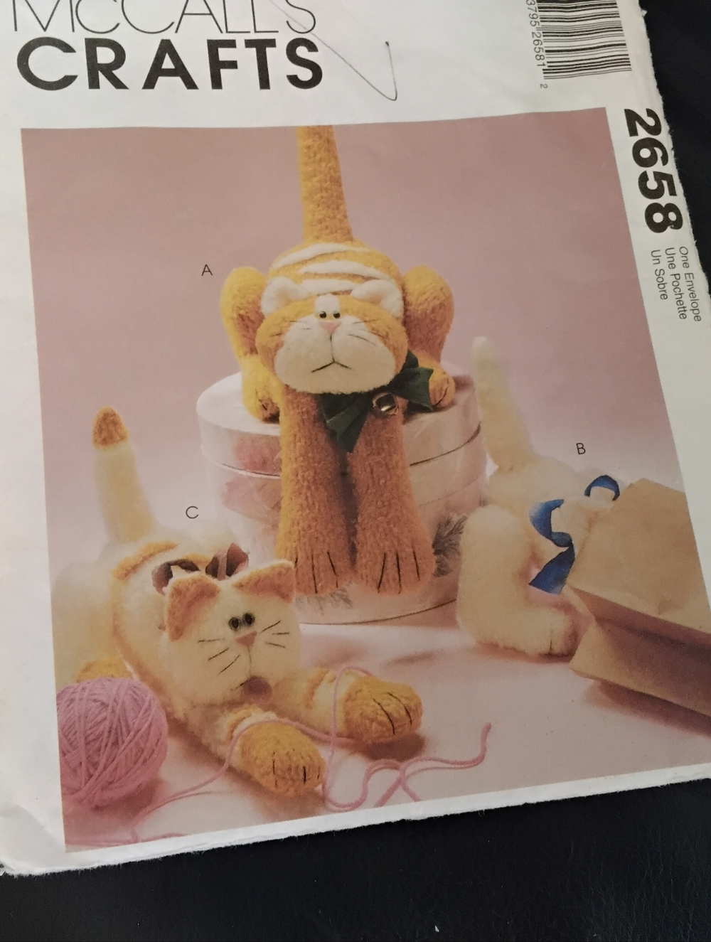 3941Craft Sewing Patterns - Simplicity & McCall's Crafts (Assorted Animal Dolls) - Picture 3 of 4